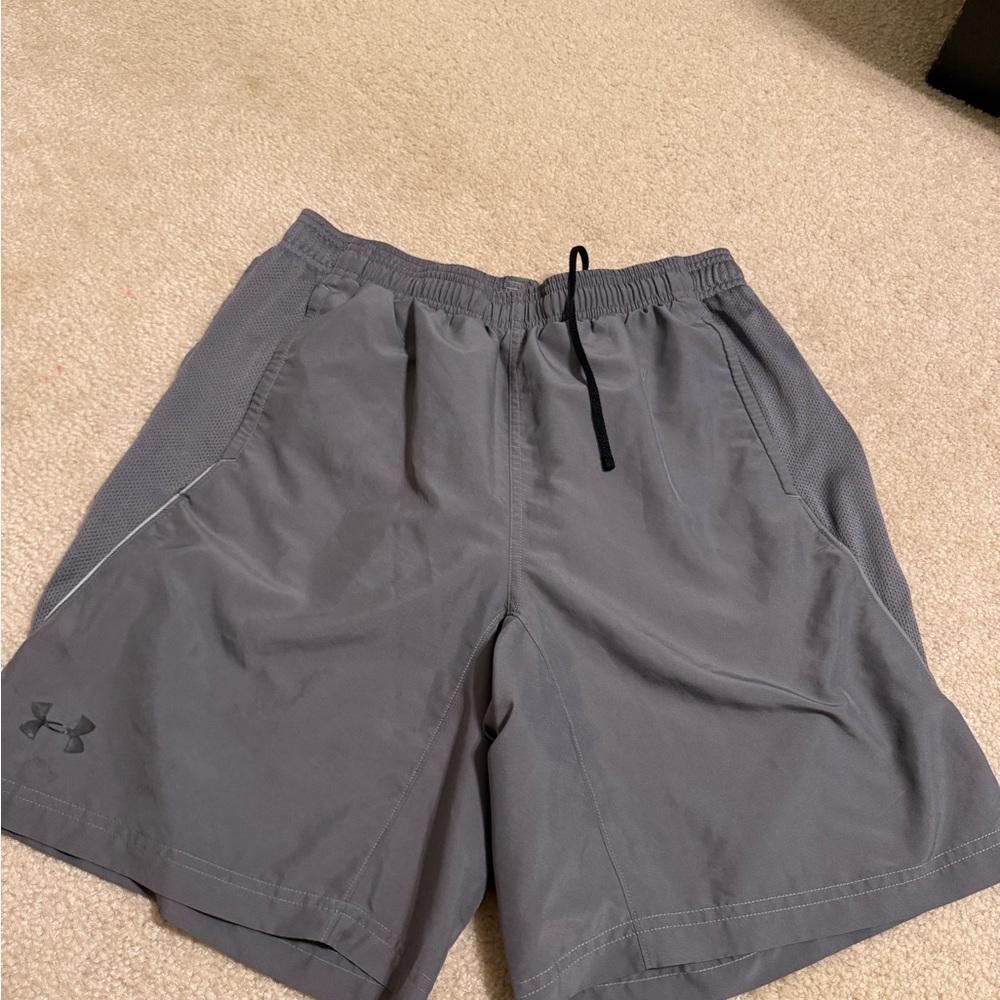 Under Armour Men's Athletic Gray Shorts